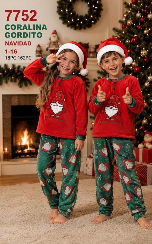 7752 Pijama Navidad infantil coralina con gnomo y pantalón estampado