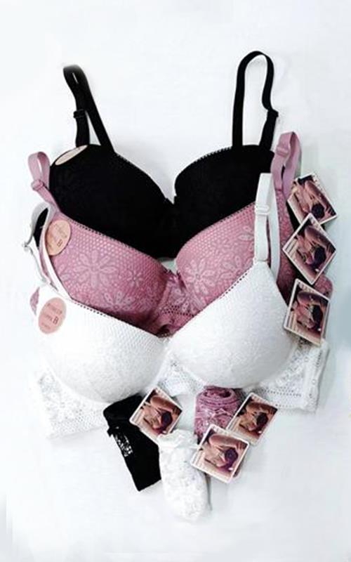 8610 Conjunto de ropa interior con encaje