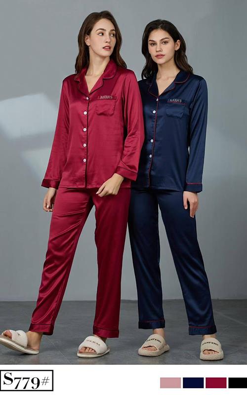 S779 Pijama de satén para mujer.